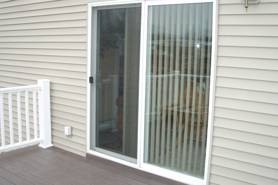 Woodland-screen-door-repair
